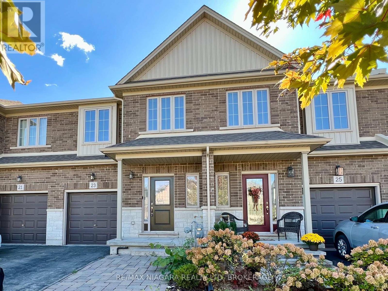 23 FAIRGROUNDS DRIVE, Hamilton, Ontario