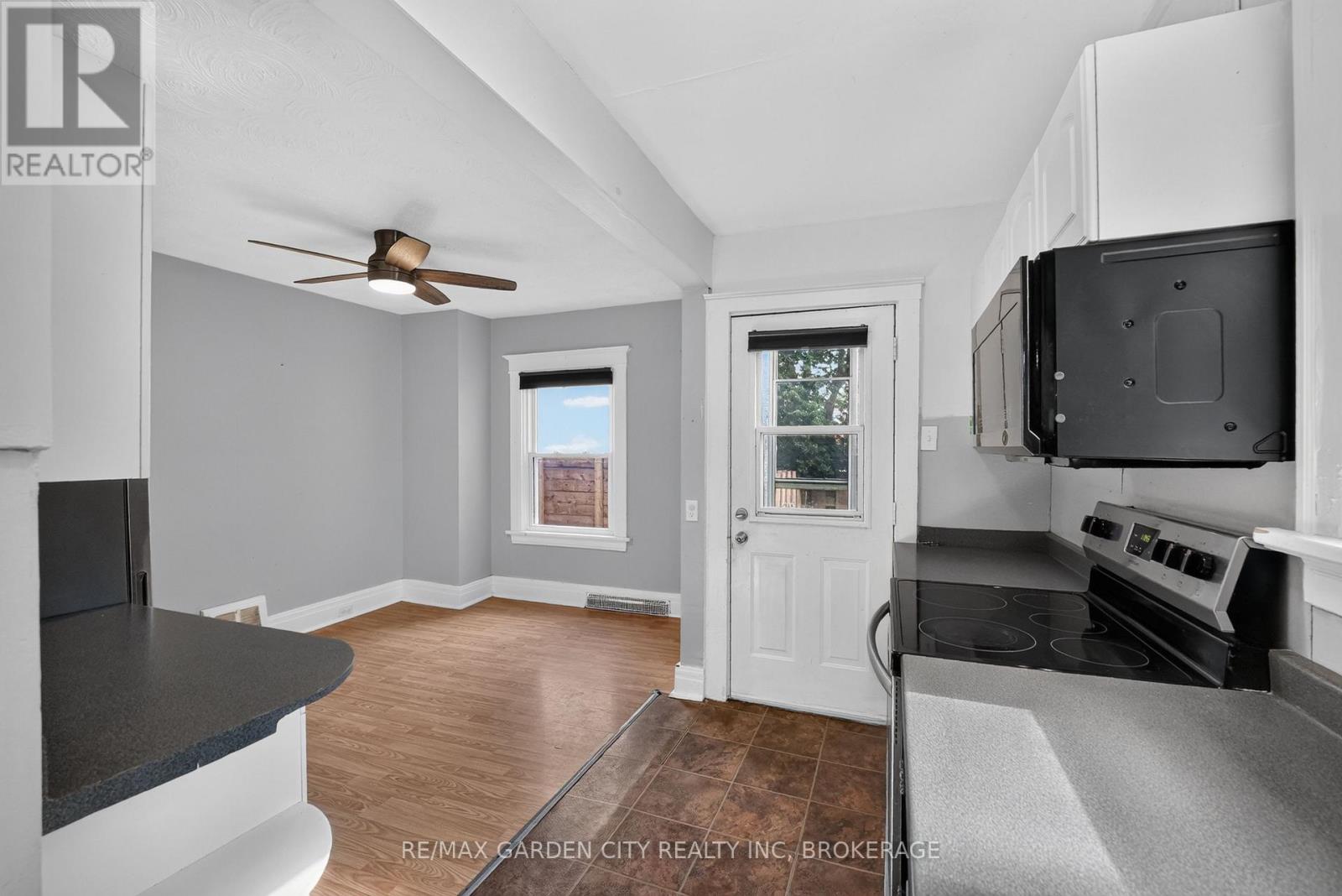118 Lowell Avenue, St. Catharines, Ontario  L2R 2E2 - Photo 10 - X13875700