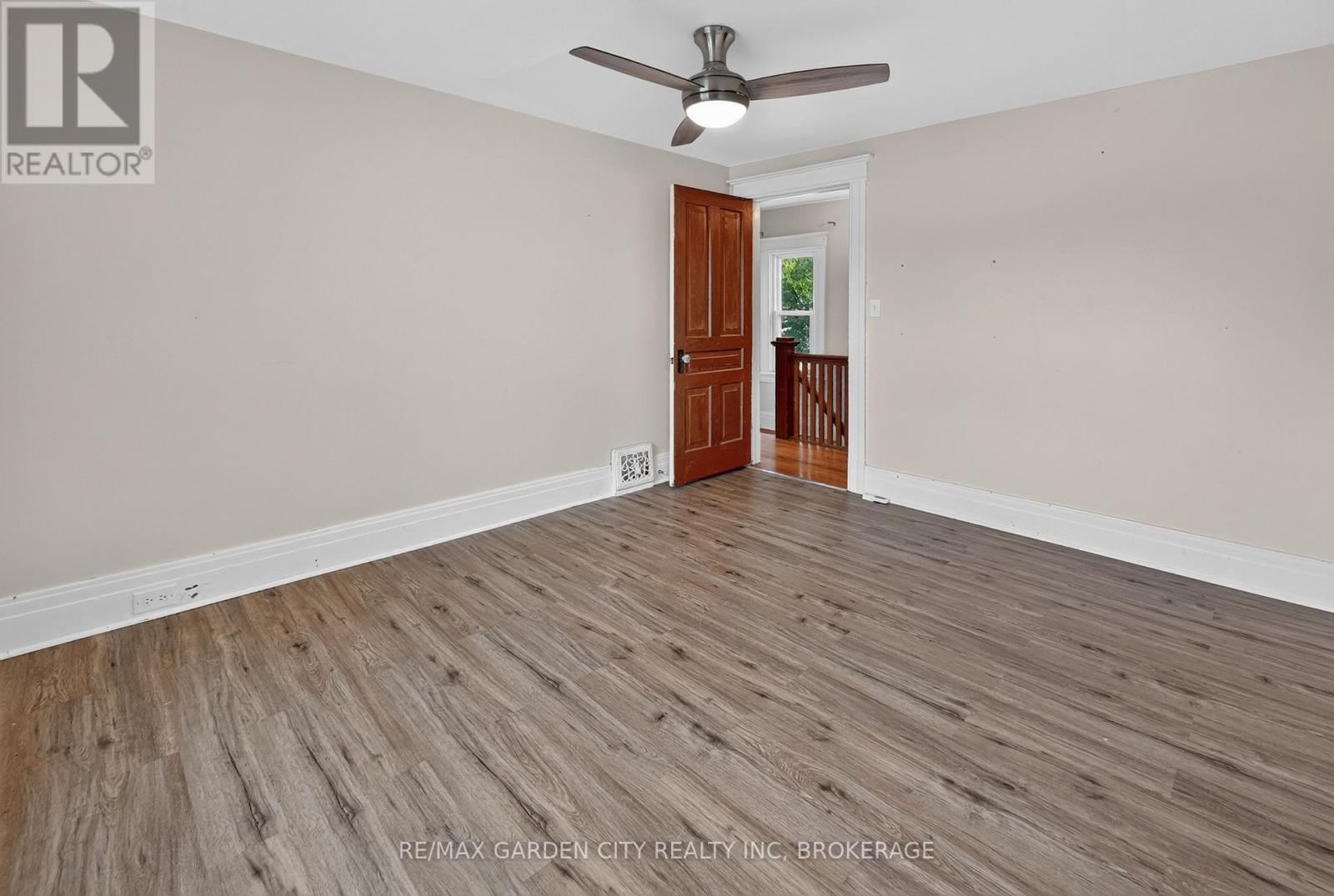 118 Lowell Avenue, St. Catharines, Ontario  L2R 2E2 - Photo 18 - X13875700