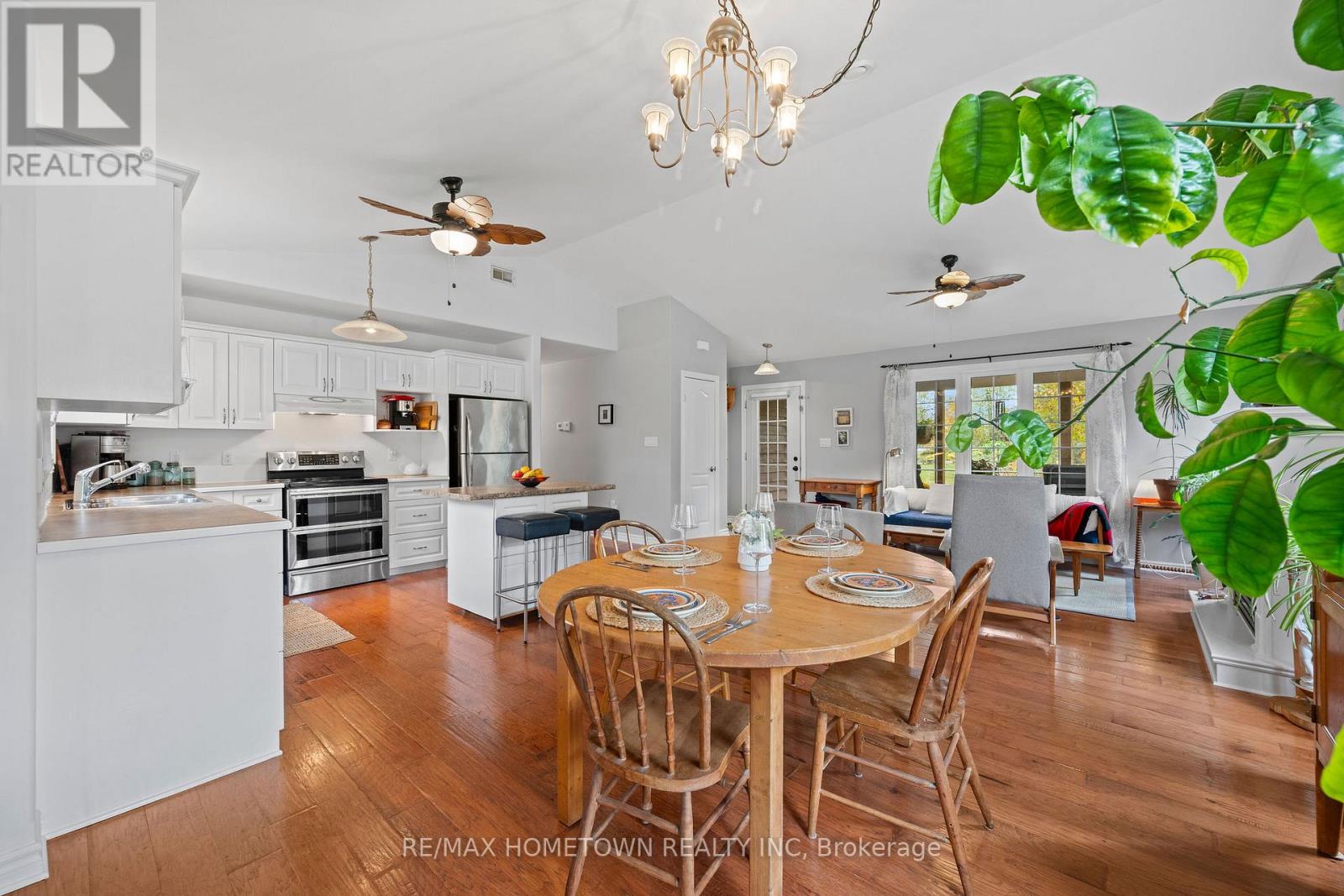 631 Lake Street, Rideau Lakes, Ontario  K0E 1G0 - Photo 16 - X13875720