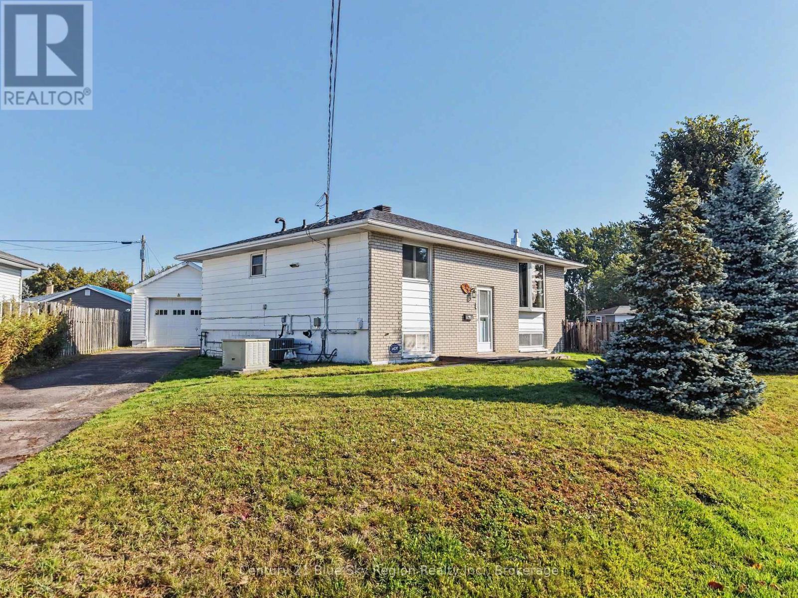 58 VAN HORNE CRESCENT, North Bay, Ontario