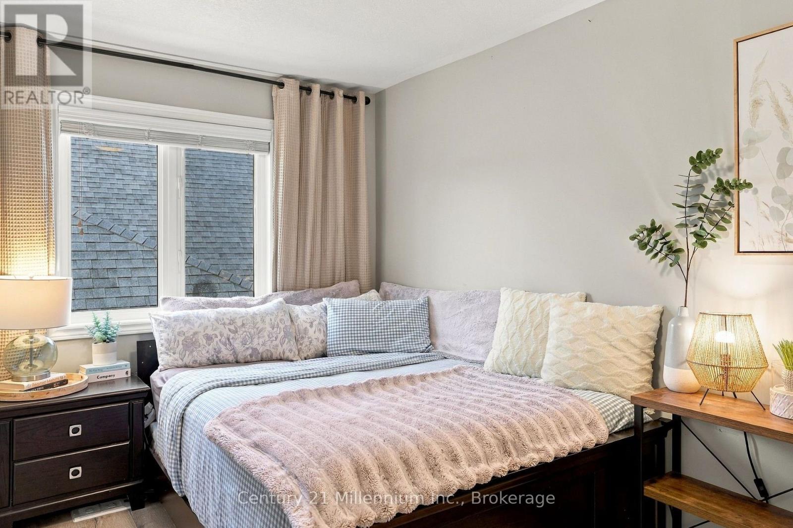 22 Cooper Street, Collingwood, Ontario  L9Y 0W8 - Photo 25 - S13875408