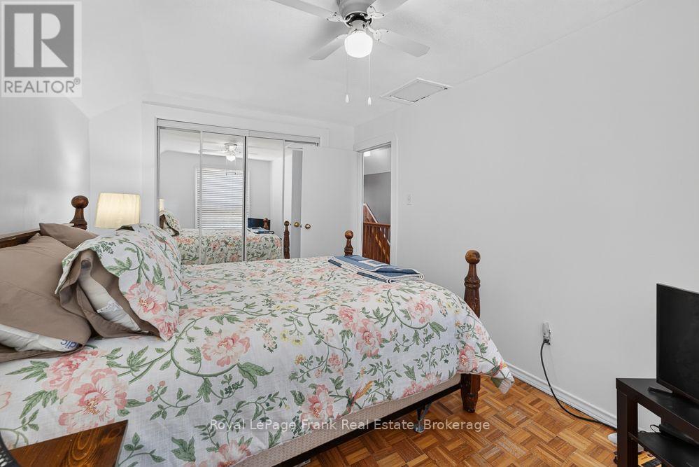 72 Twenty Second Street, Toronto, Ontario  M8V 3M4 - Photo 18 - W13875600