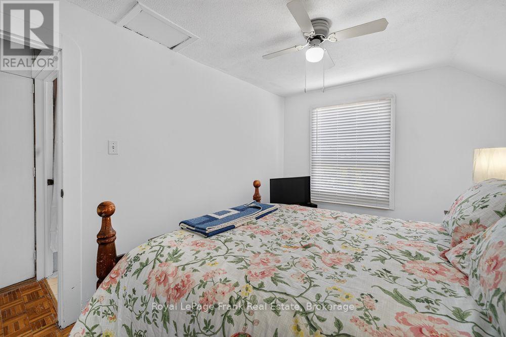72 Twenty Second Street, Toronto, Ontario  M8V 3M4 - Photo 20 - W13875600