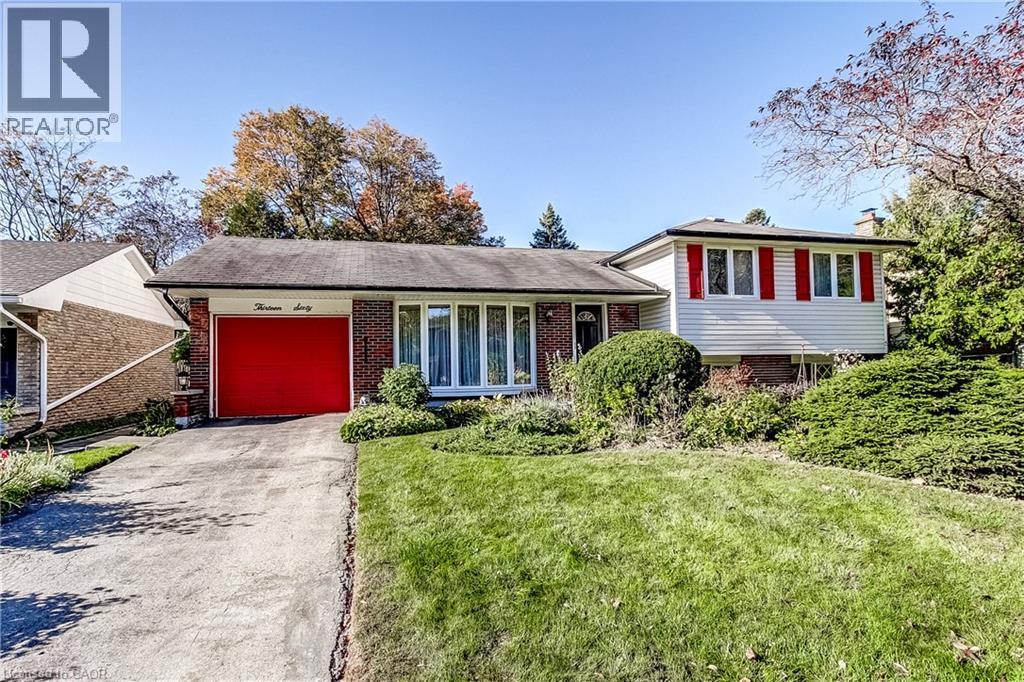 1360 MAJESTIC Drive, Burlington, Ontario
