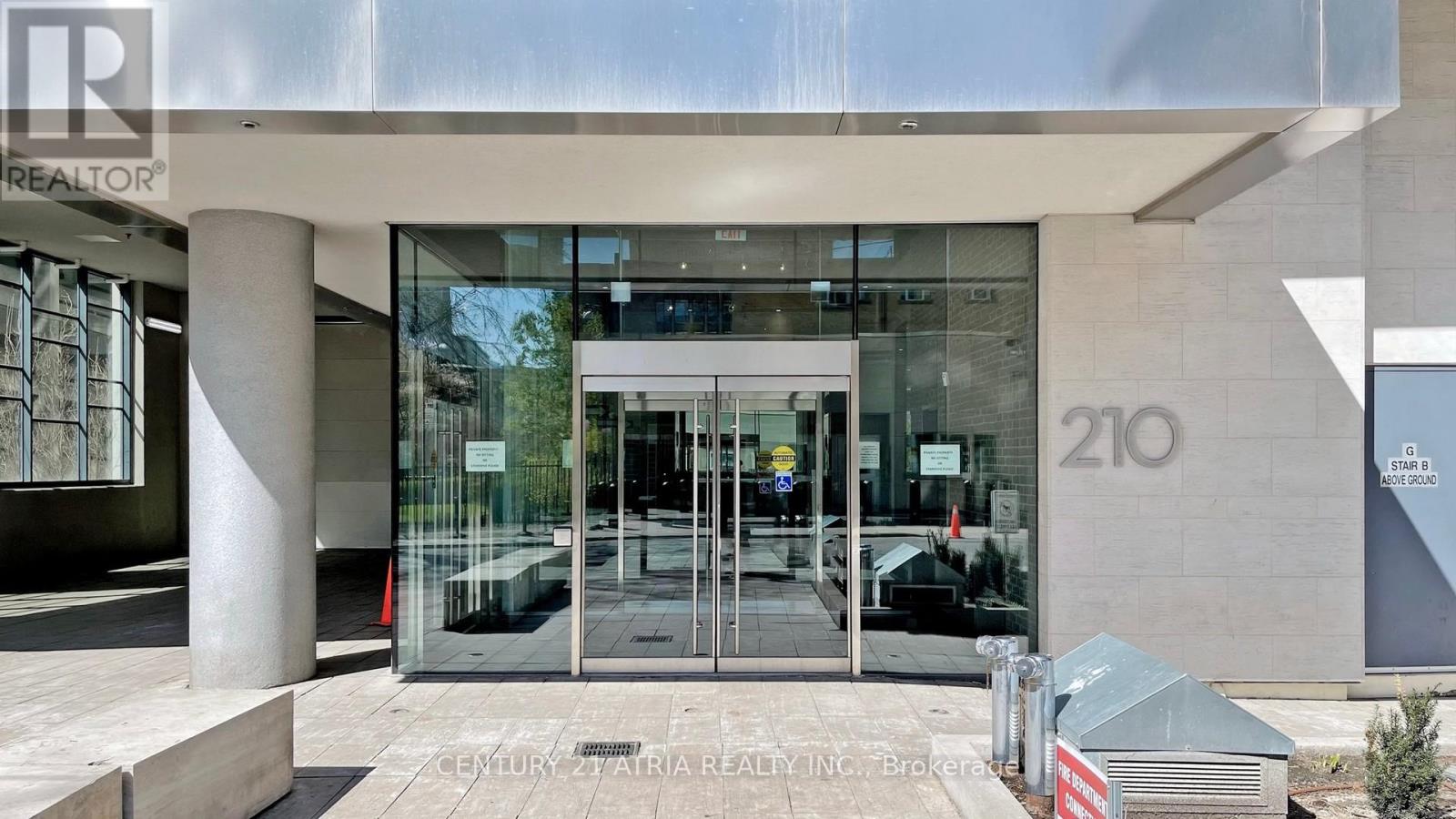 1003 - 210 Simcoe Street, Toronto, Ontario  M5T 0A9 - Photo 3 - C13875544