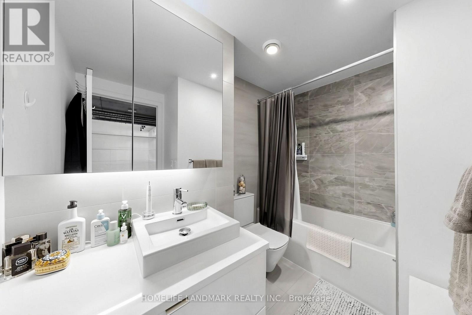 801 - 21 Lawren Harris Square, Toronto, Ontario  M5A 0T4 - Photo 19 - C13875598