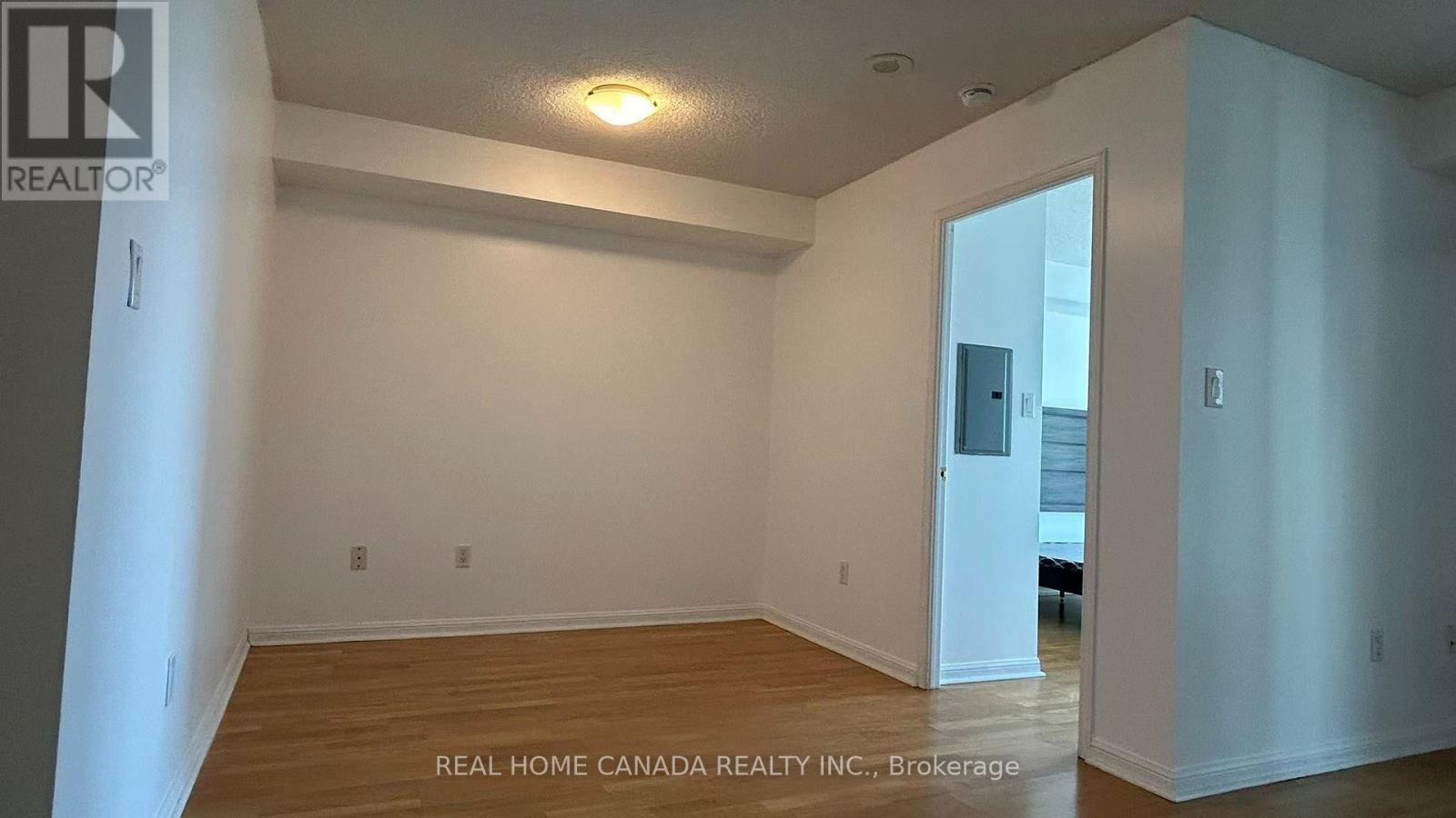 1810 - 23 Lorraine Drive, Toronto, Ontario  M2N 6Z6 - Photo 7 - C13875610