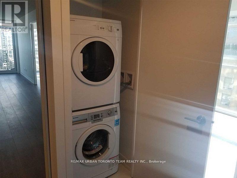 2405 - 125 Redpath Avenue, Toronto, Ontario  M4S 0B5 - Photo 11 - C13875636