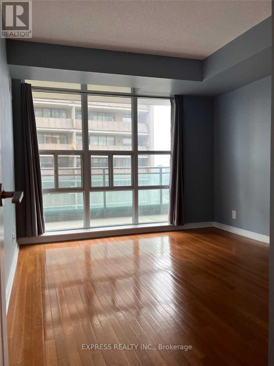 1302 - 736 Spadina Avenue, Toronto, Ontario  M5S 2J6 - Photo 5 - C13875664