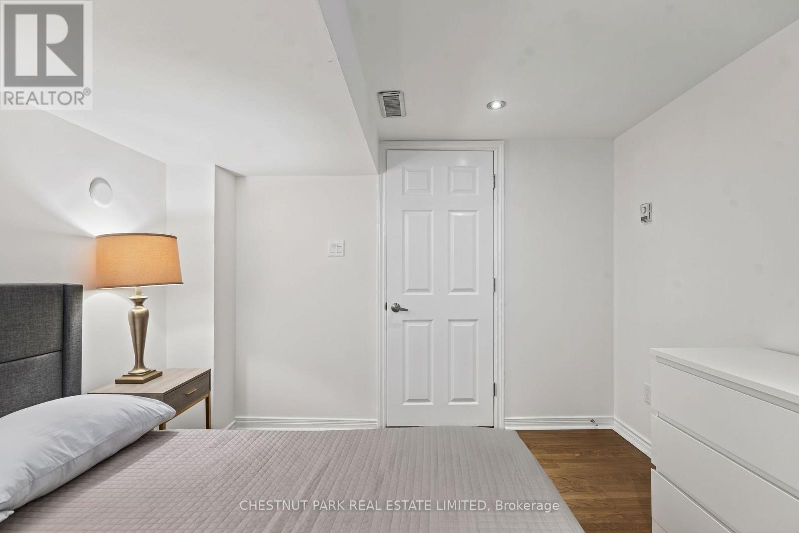 Lower - 44 Glen Echo Road, Toronto, Ontario  M4N 3E3 - Photo 17 - C13875694