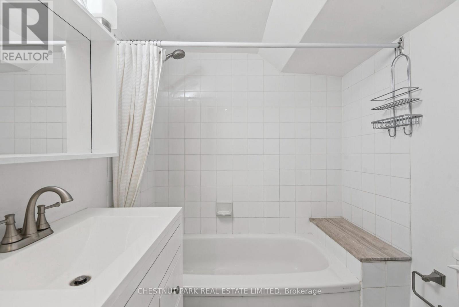 Lower - 44 Glen Echo Road, Toronto, Ontario  M4N 3E3 - Photo 18 - C13875694