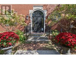 UPPER - 44 GLEN ECHO ROAD, Toronto, Ontario