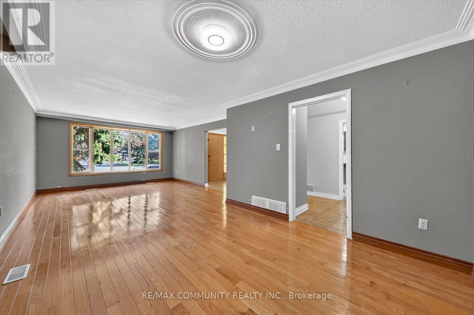10 Tanya Place, Toronto, Ontario  M1S 1P3 - Photo 8 - E13875418