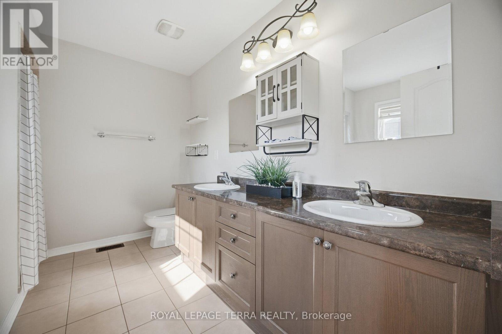 86 Edwin Carr Street, Clarington, Ontario  L1C 0R4 - Photo 25 - E13875590