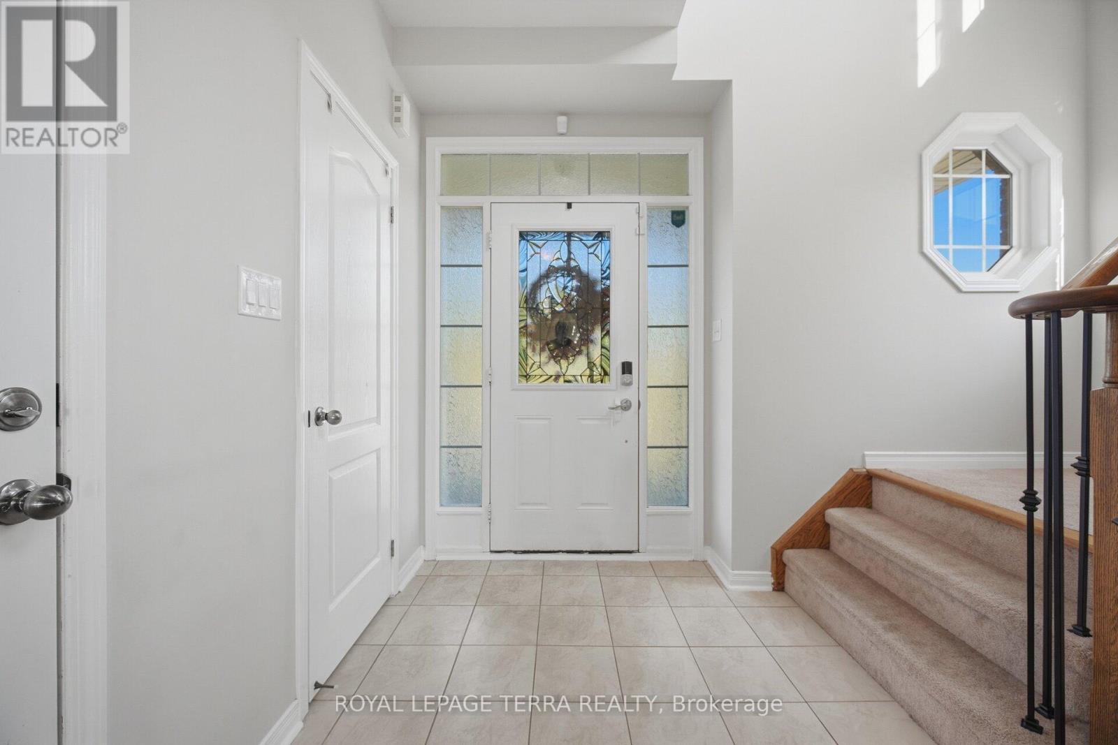 86 Edwin Carr Street, Clarington, Ontario  L1C 0R4 - Photo 6 - E13875590