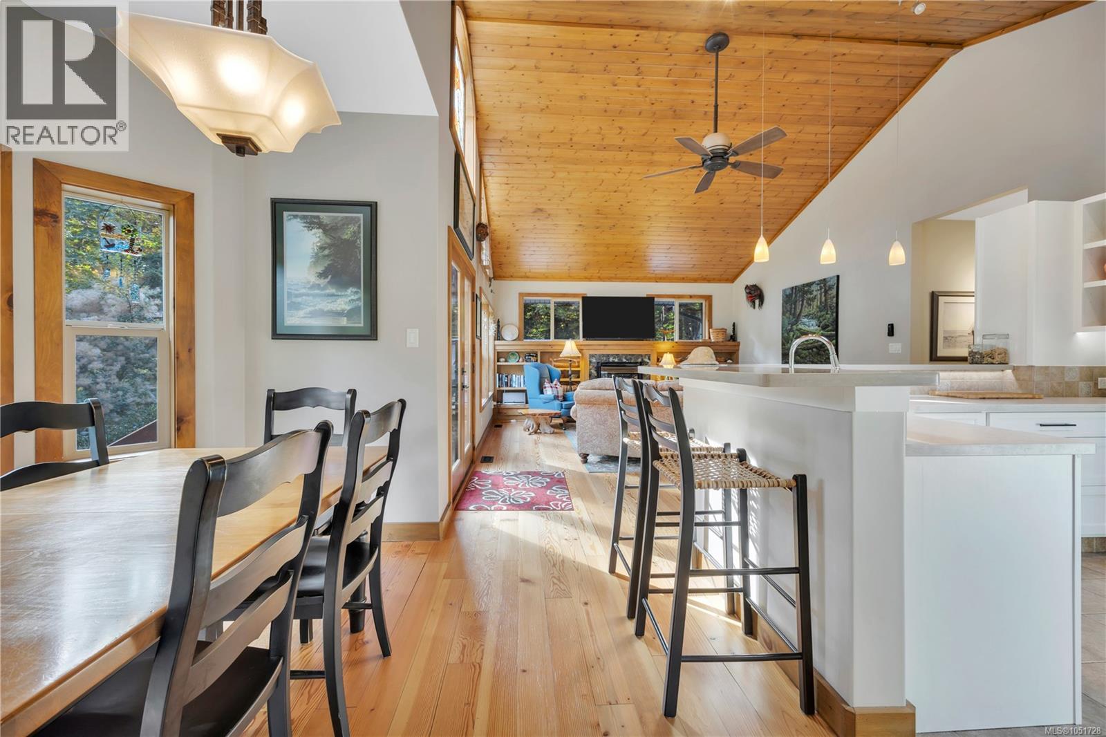 2575 Coho Dr