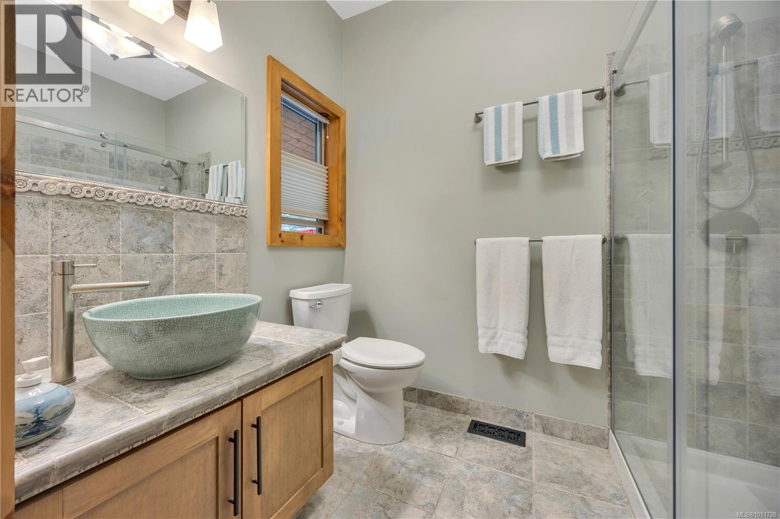 2575 Coho Dr