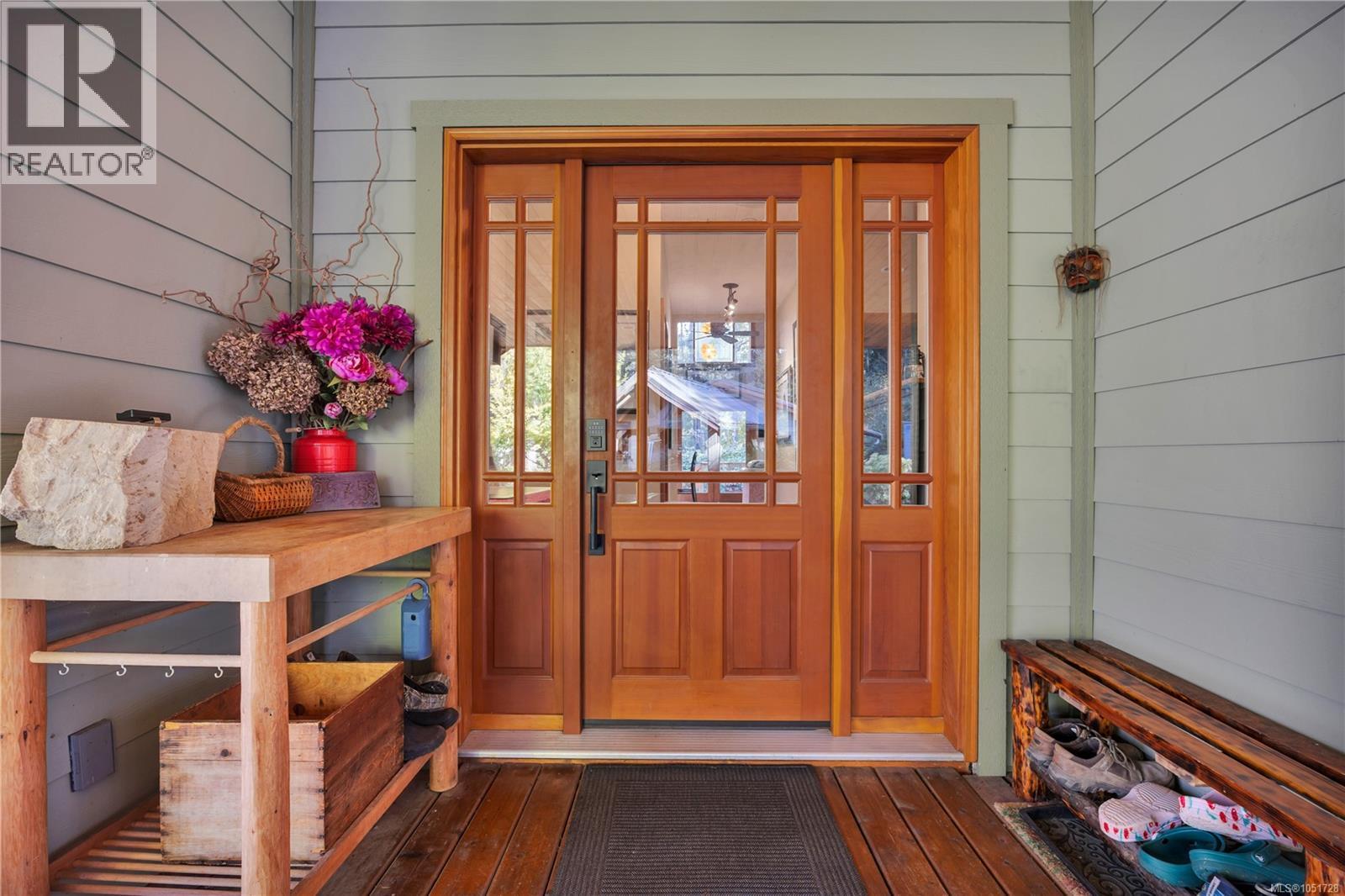 2575 Coho Dr