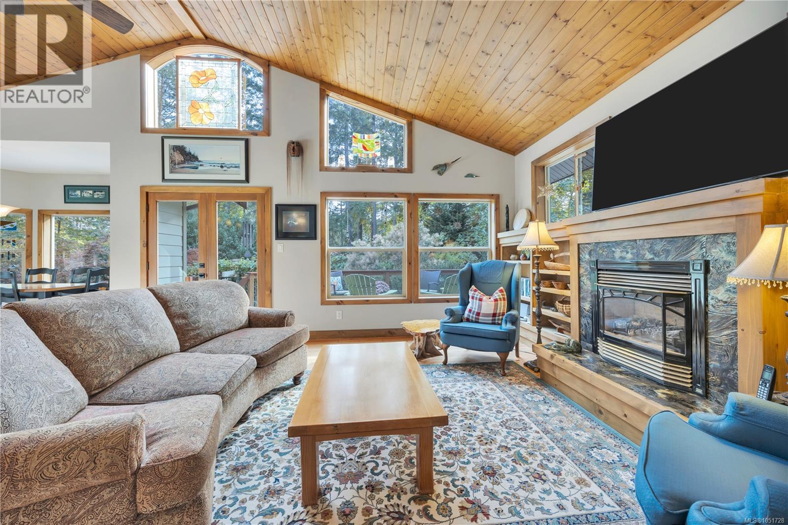 2575 Coho Dr