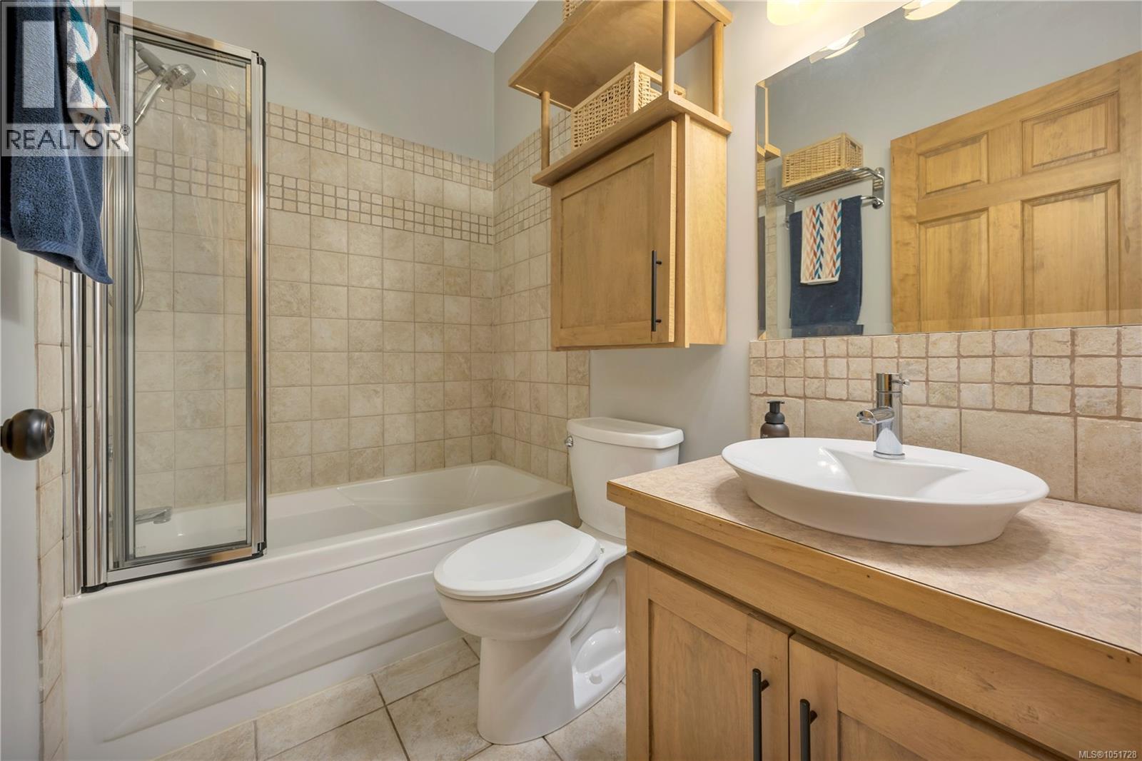 2575 Coho Dr