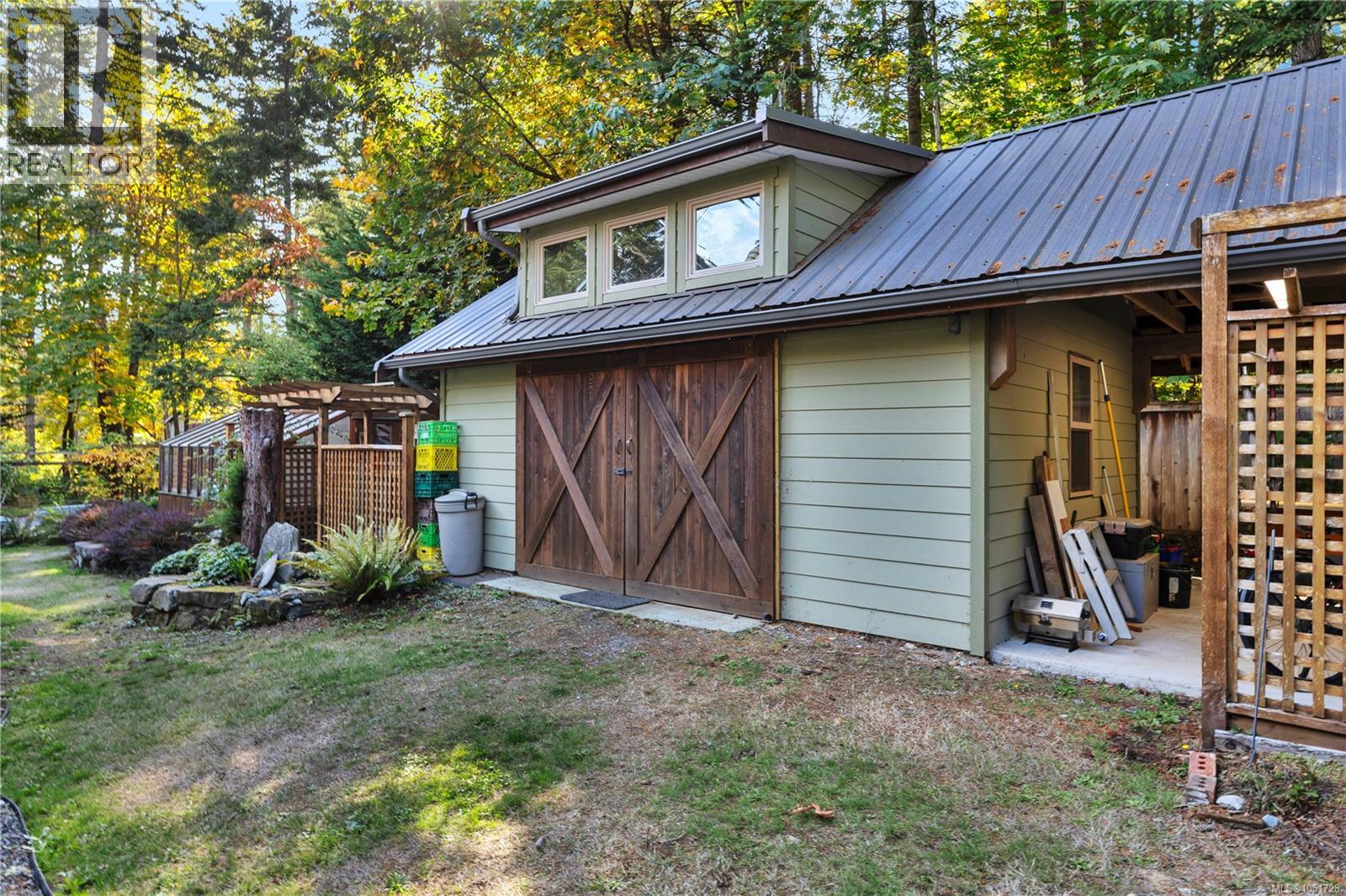 2575 Coho Dr