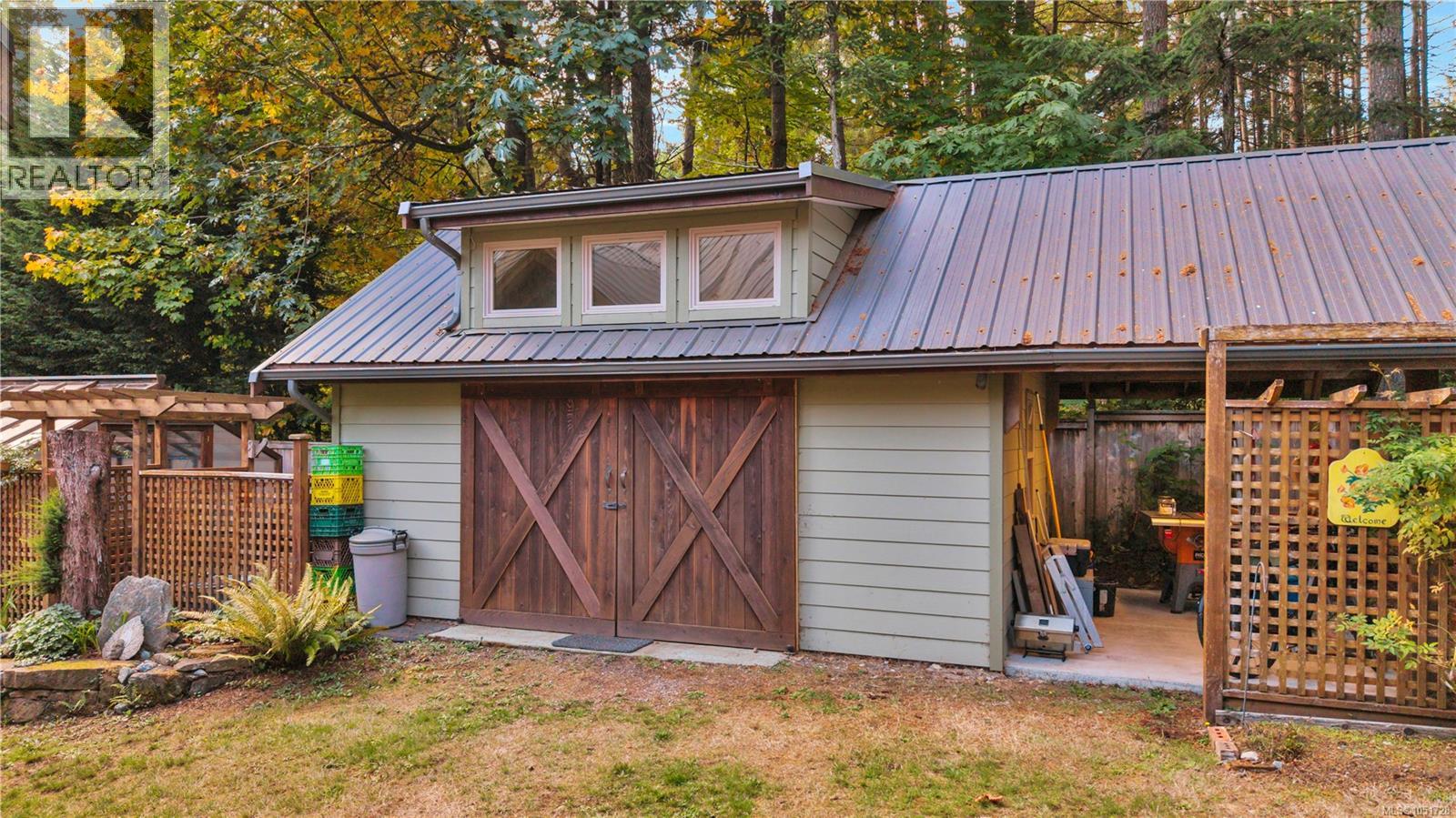 2575 Coho Dr