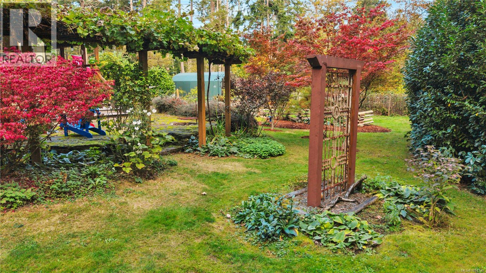 2575 Coho Dr