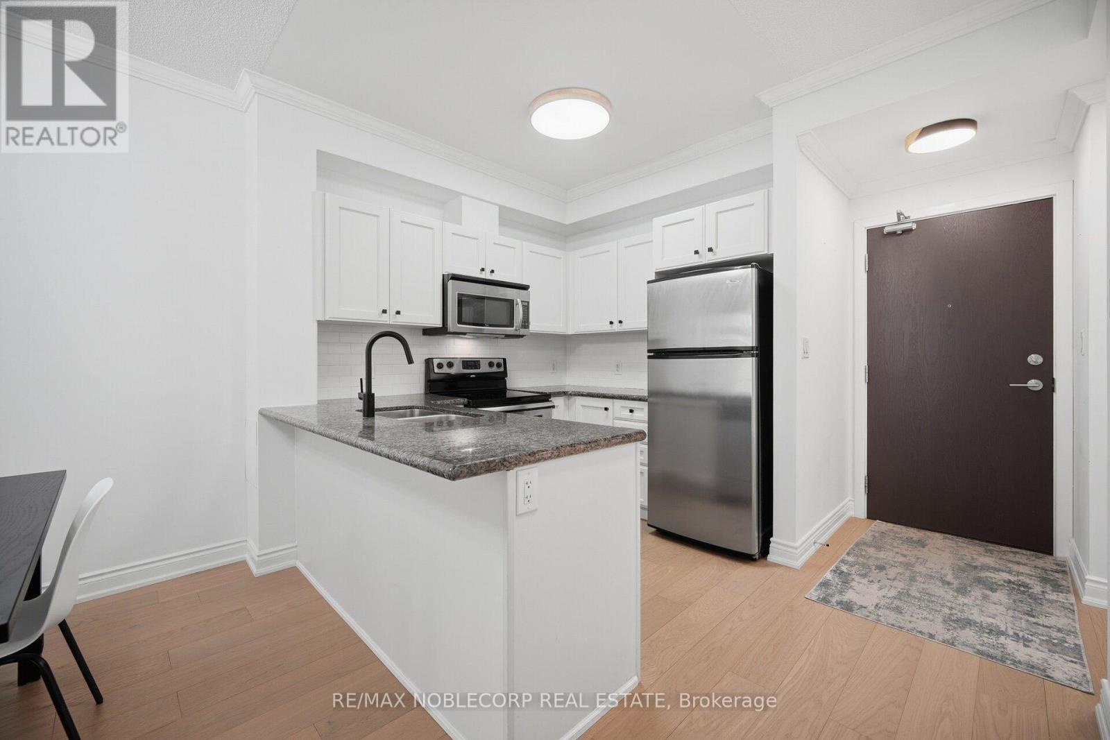 308 - 281 Woodbridge Avenue, Vaughan, Ontario  L4L 0C6 - Photo 5 - N13875448