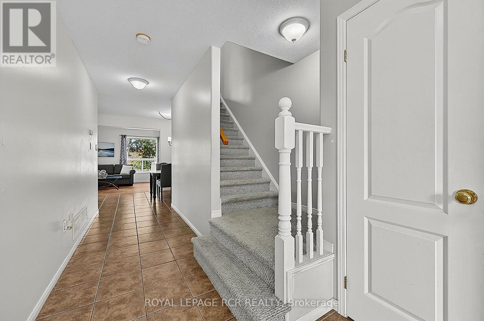 68 Shephard Avenue, New Tecumseth, Ontario  L9R 2G3 - Photo 4 - N13875462