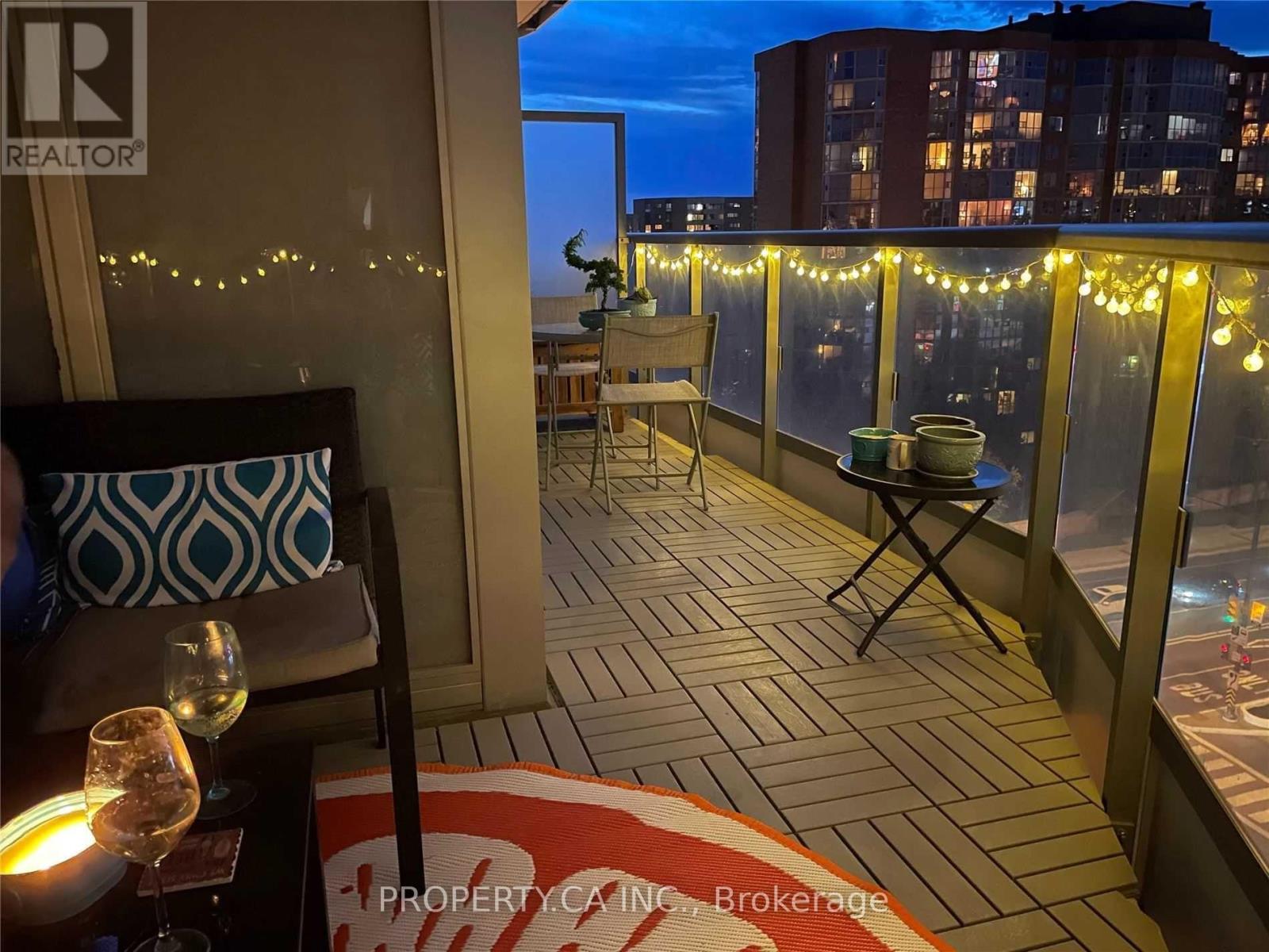 906 - 9471 Yonge Street, Richmond Hill (Observatory), Ontario  L4C 0Z5 - Photo 11 - N13875568