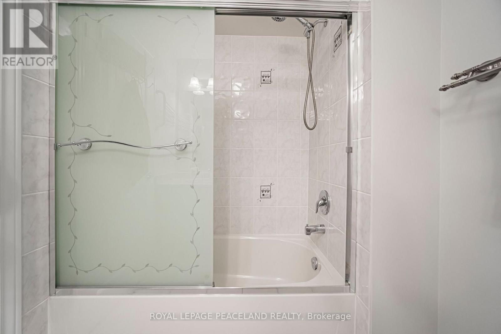 129 Lacewood Drive, Richmond Hill, Ontario  L4S 0E5 - Photo 39 - N13875570