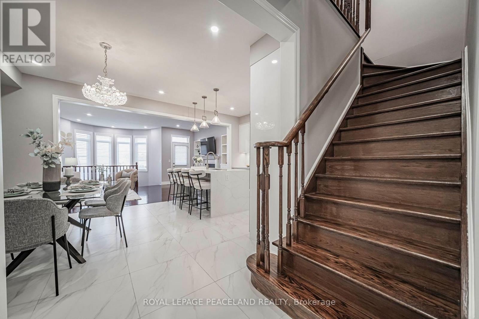 129 Lacewood Drive, Richmond Hill, Ontario  L4S 0E5 - Photo 6 - N13875570