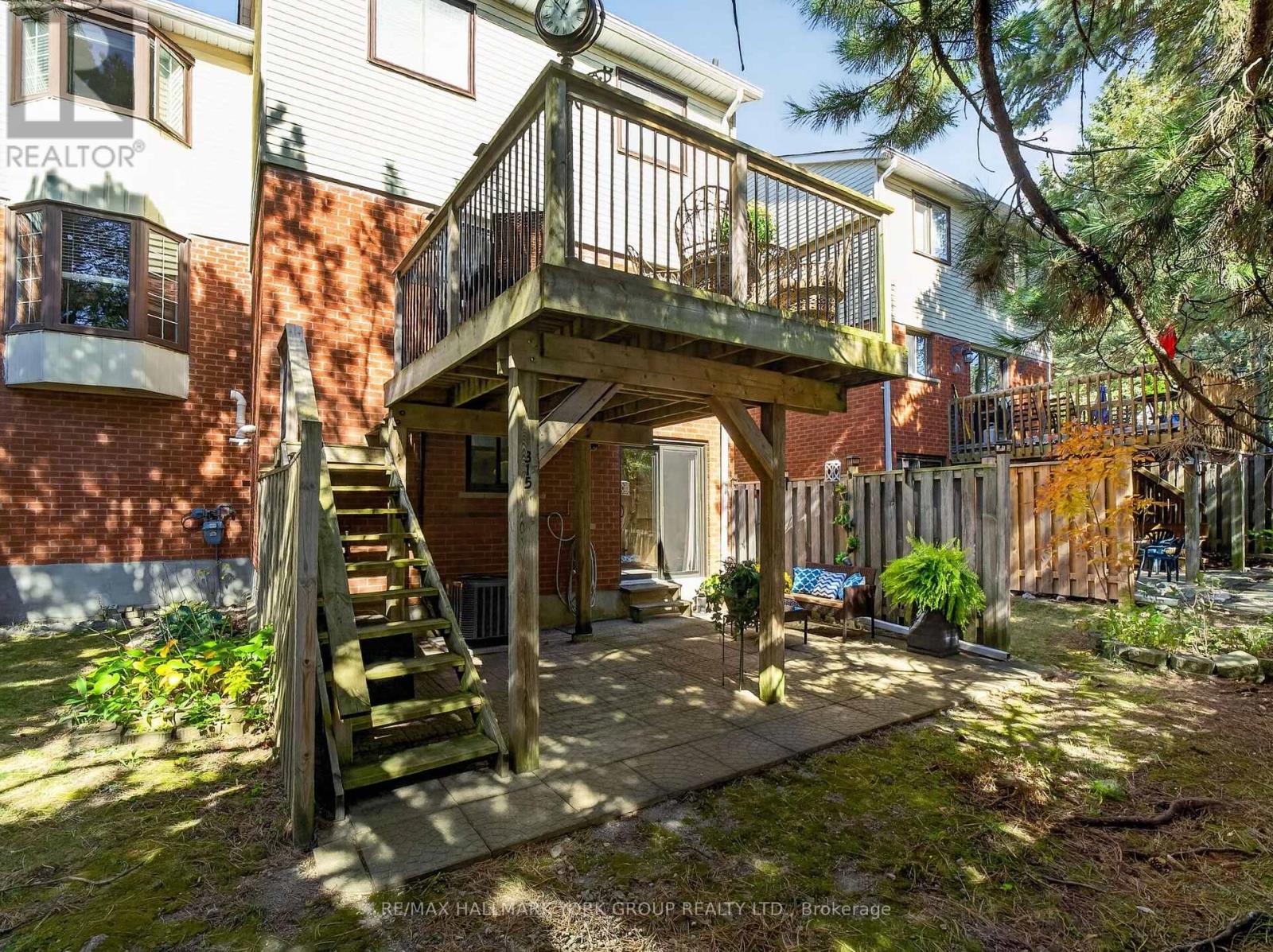 32 - 315 Wilkes Court, Aurora, Ontario  L4G 6G7 - Photo 18 - N13875582