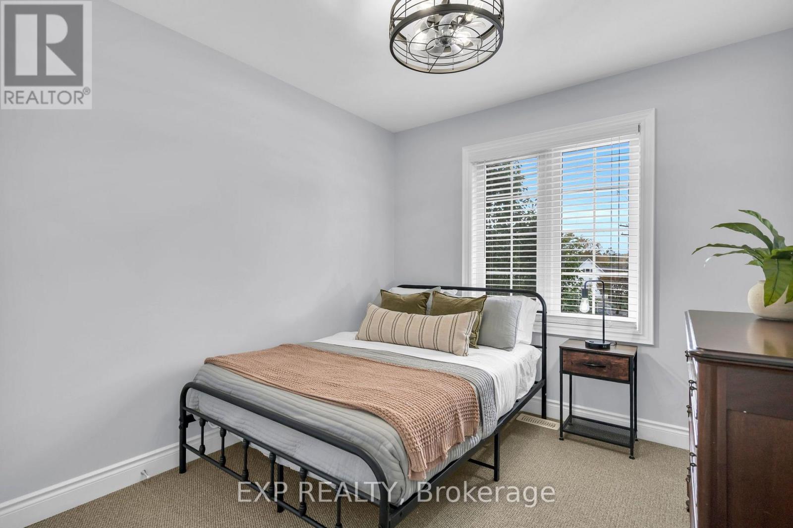 10 Vita Stephanie Court, Georgina, Ontario  L0E 1R0 - Photo 39 - N13875766