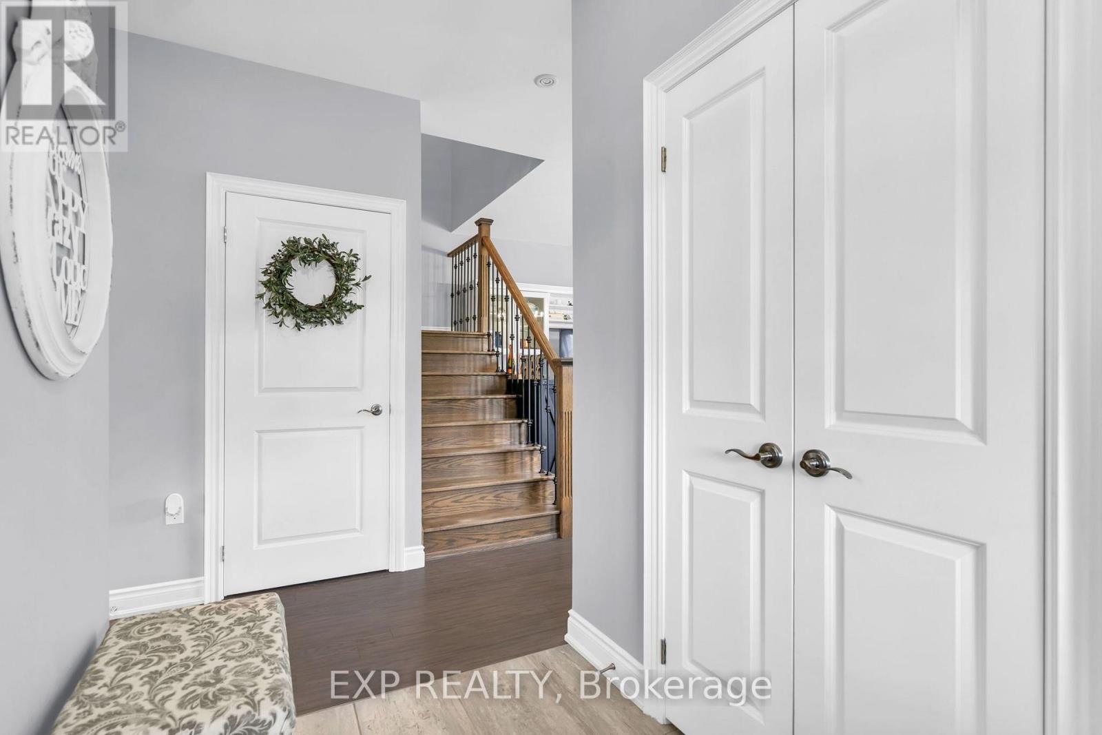 10 Vita Stephanie Court, Georgina, Ontario  L0E 1R0 - Photo 8 - N13875766