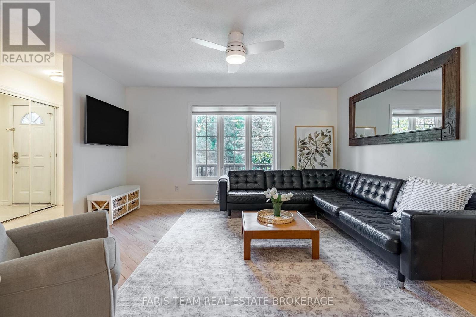 55 Davenport Drive, Springwater, Ontario  L0L 1V0 - Photo 10 - S13875422