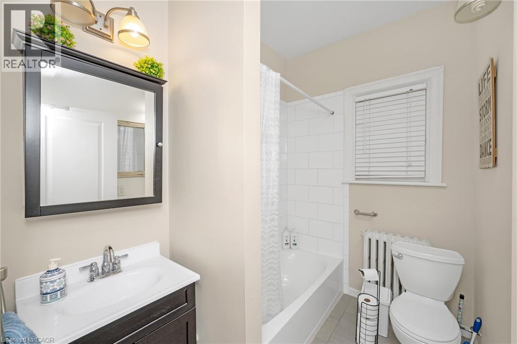 117 Fairleigh Avenue S, Hamilton, Ontario  L8M 2K4 - Photo 9 - 40868452