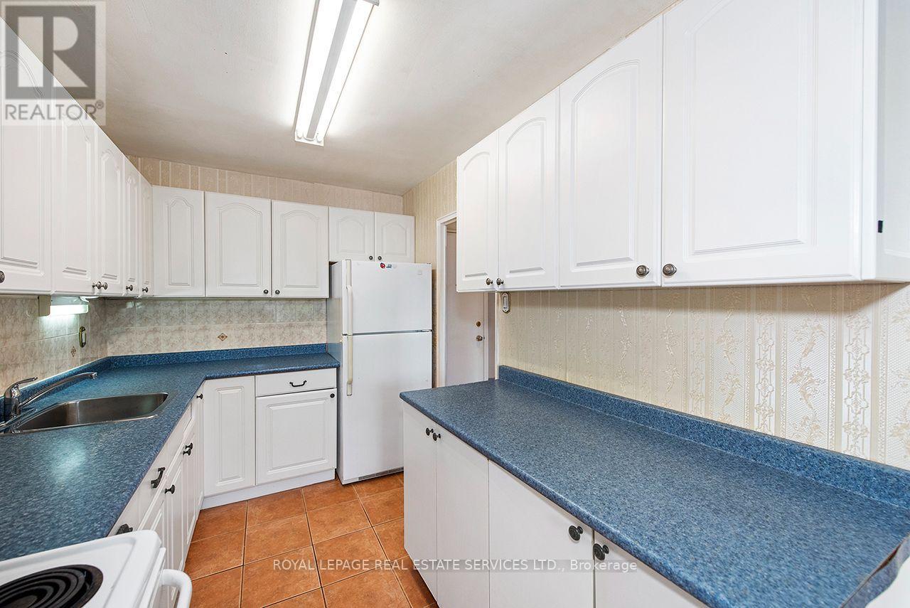 305 - 385 Browns Line, Toronto, Ontario  M8W 3V8 - Photo 9 - W13875410