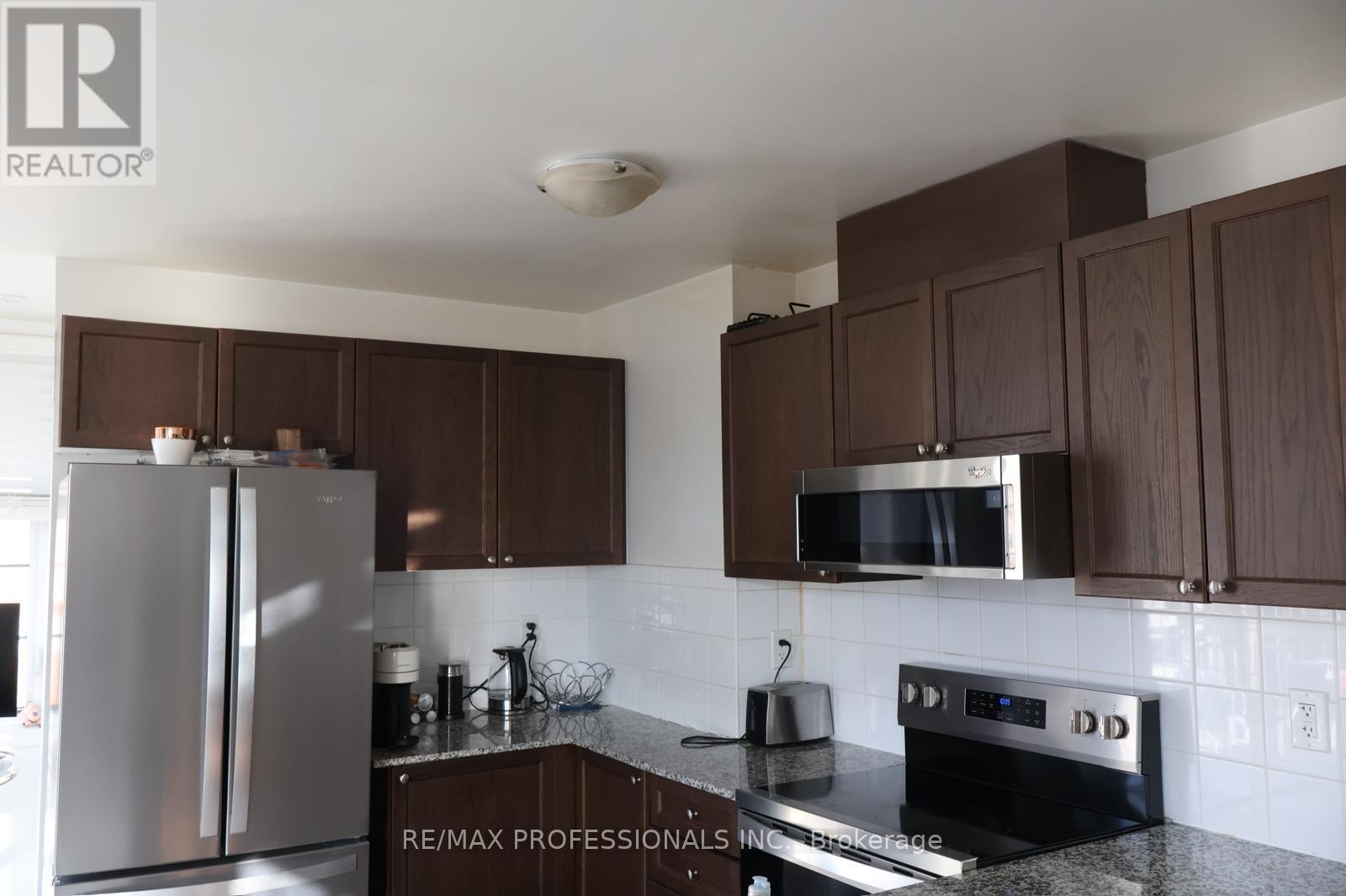 28 - 180 HOWDEN BOULEVARD