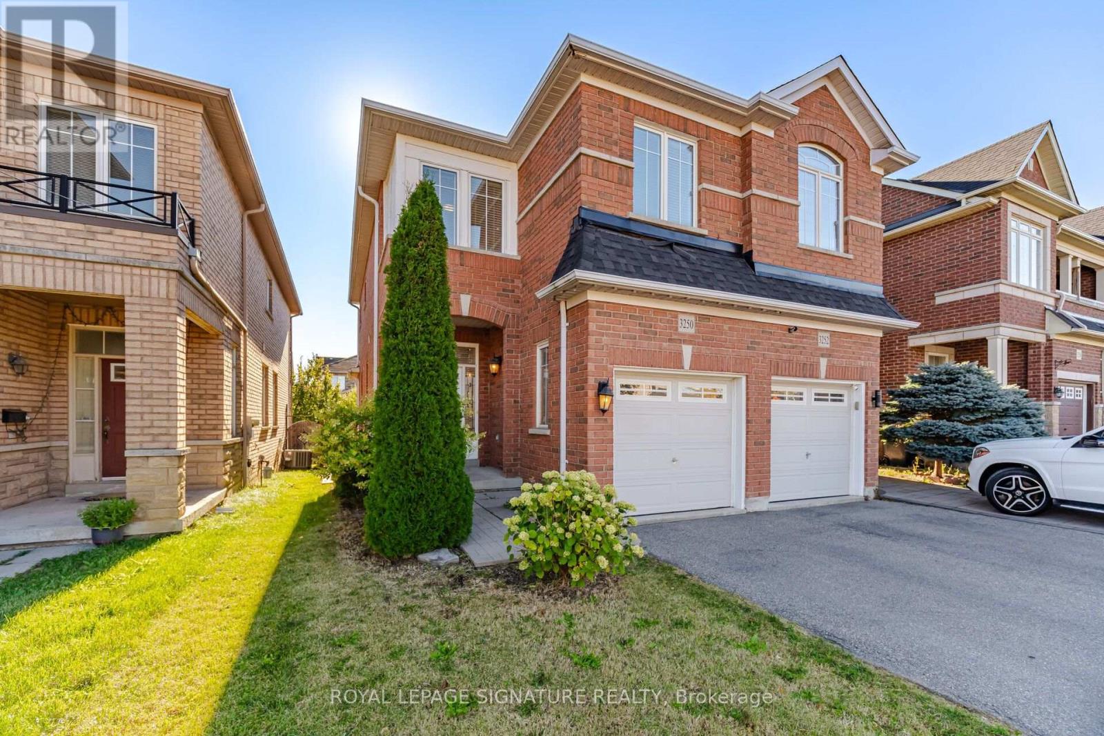 3250 Sunlight Street, Mississauga, Ontario  L5M 0G7 - Photo 1 - W13875492