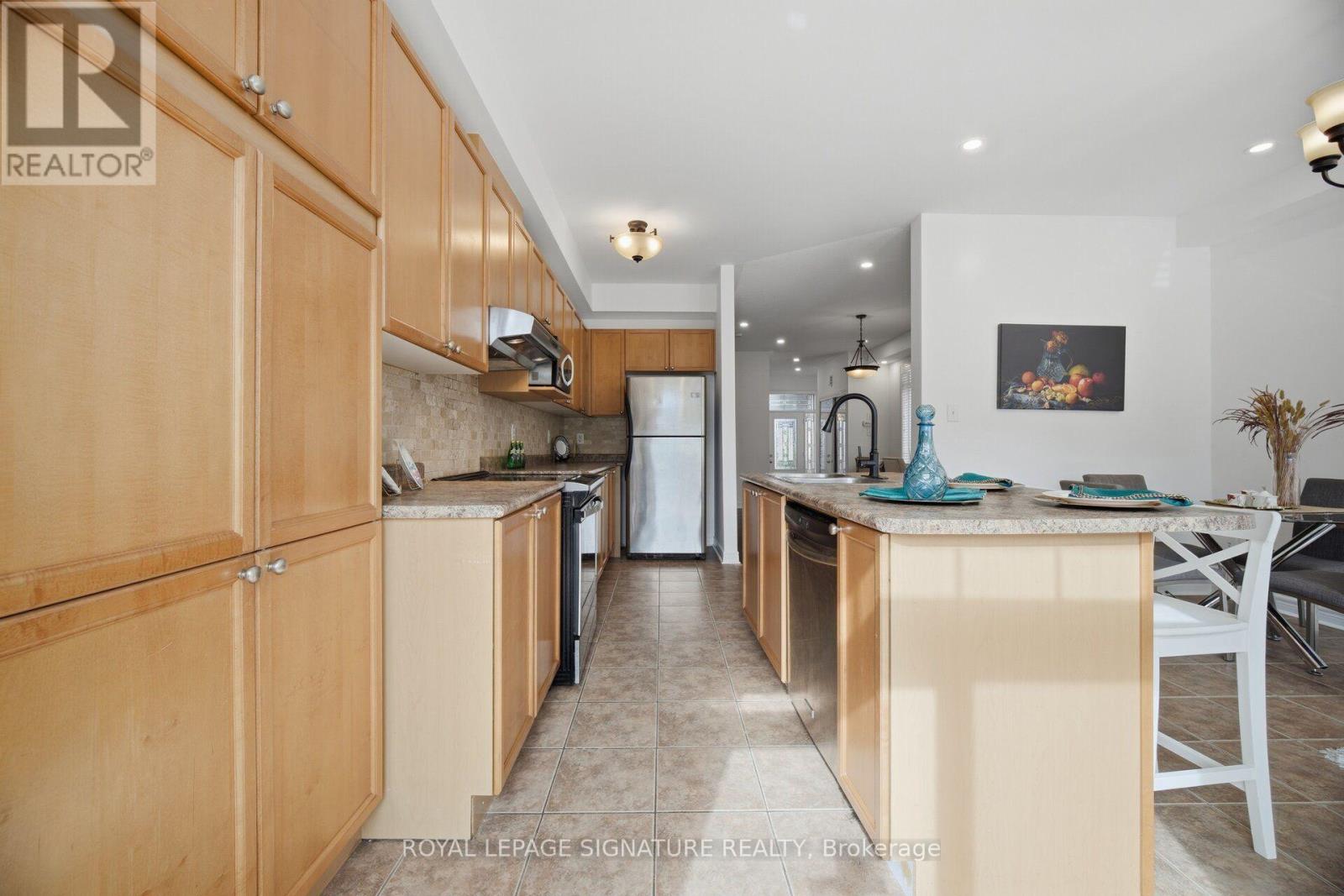 3250 Sunlight Street, Mississauga, Ontario  L5M 0G7 - Photo 12 - W13875492