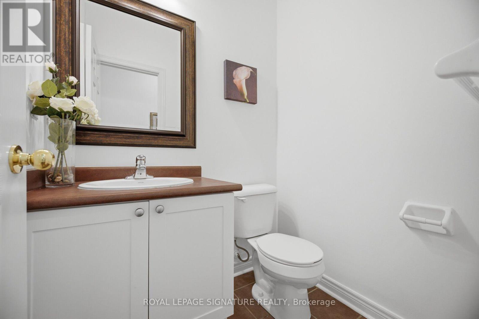 3250 Sunlight Street, Mississauga, Ontario  L5M 0G7 - Photo 17 - W13875492