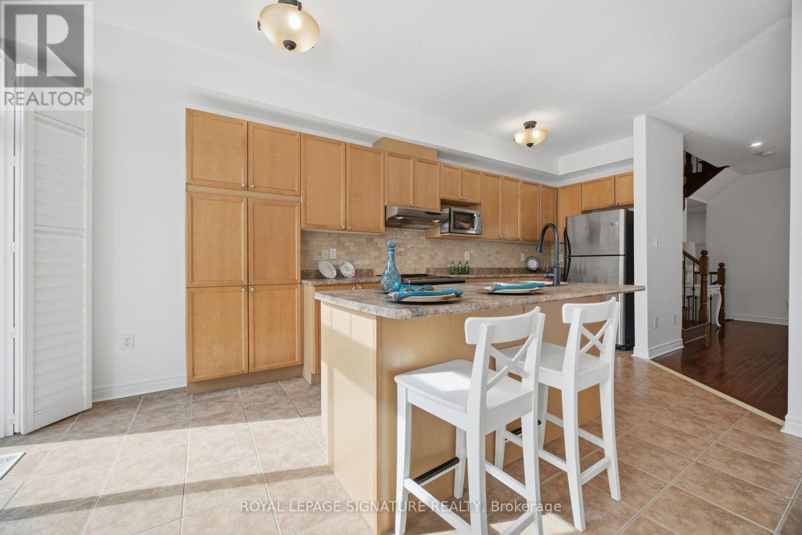 3250 Sunlight Street, Mississauga, Ontario  L5M 0G7 - Photo 9 - W13875492