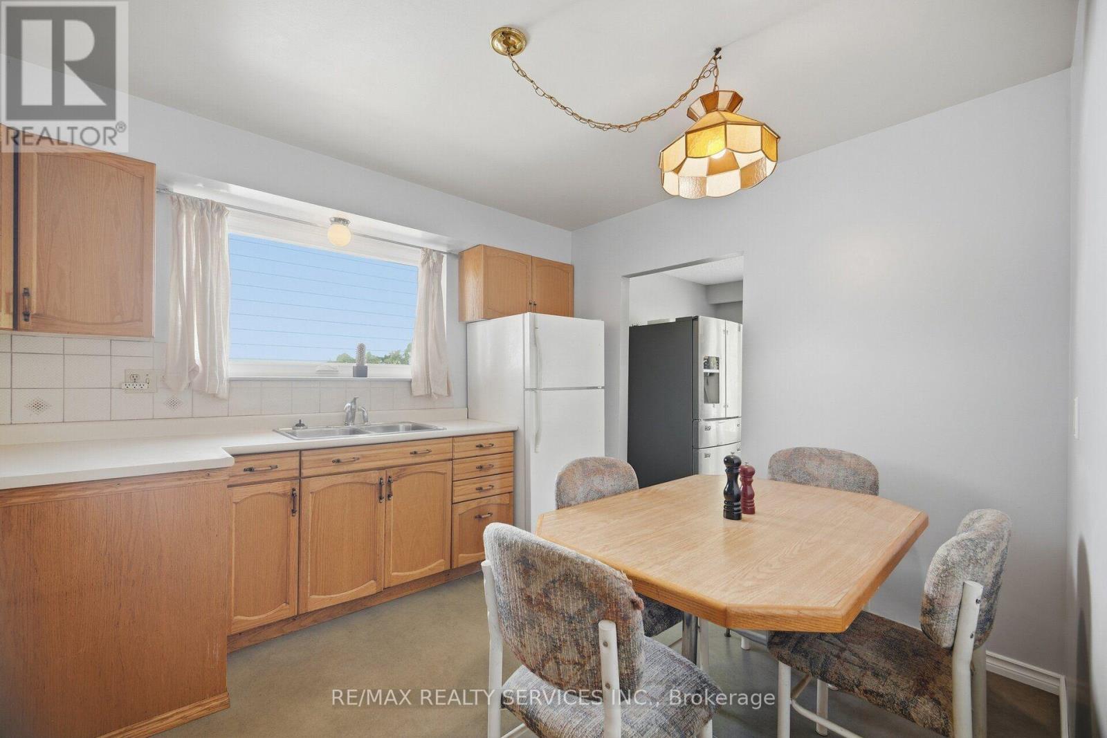 49 Ferndale Crescent, Brampton, Ontario  L6W 1G1 - Photo 14 - W13875498