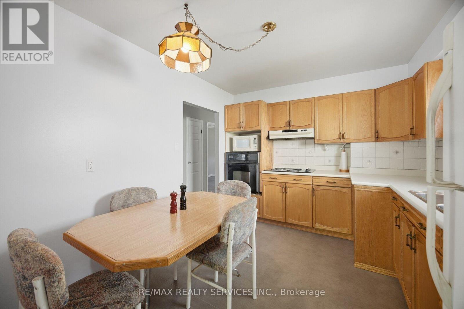 49 Ferndale Crescent, Brampton, Ontario  L6W 1G1 - Photo 18 - W13875498