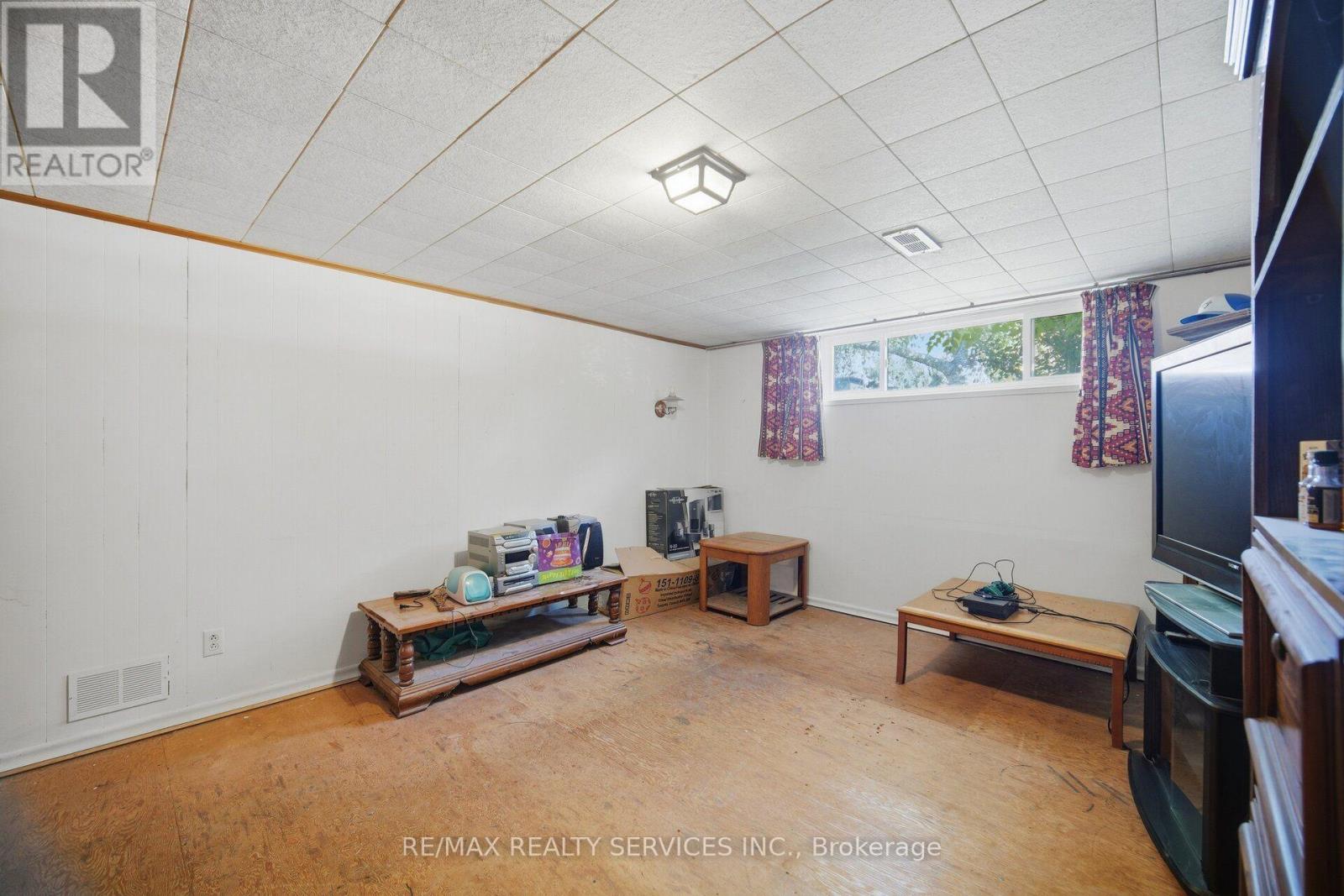 49 Ferndale Crescent, Brampton, Ontario  L6W 1G1 - Photo 32 - W13875498