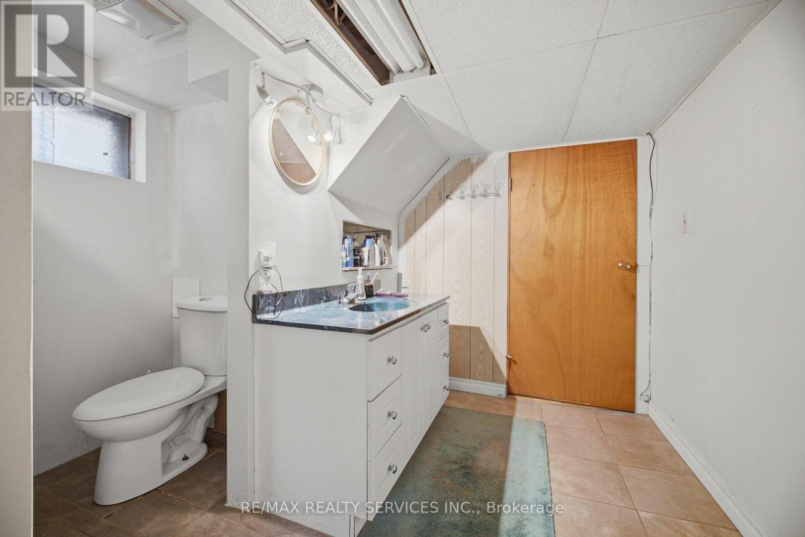 49 Ferndale Crescent, Brampton, Ontario  L6W 1G1 - Photo 38 - W13875498