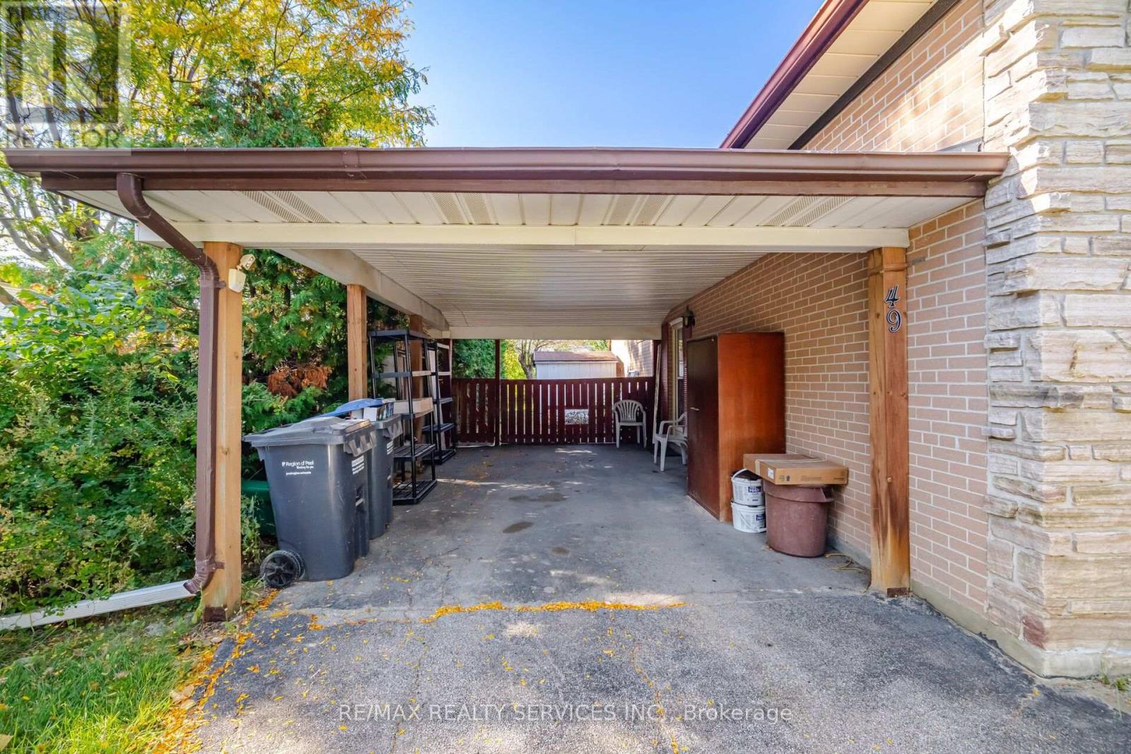 49 Ferndale Crescent, Brampton, Ontario  L6W 1G1 - Photo 6 - W13875498