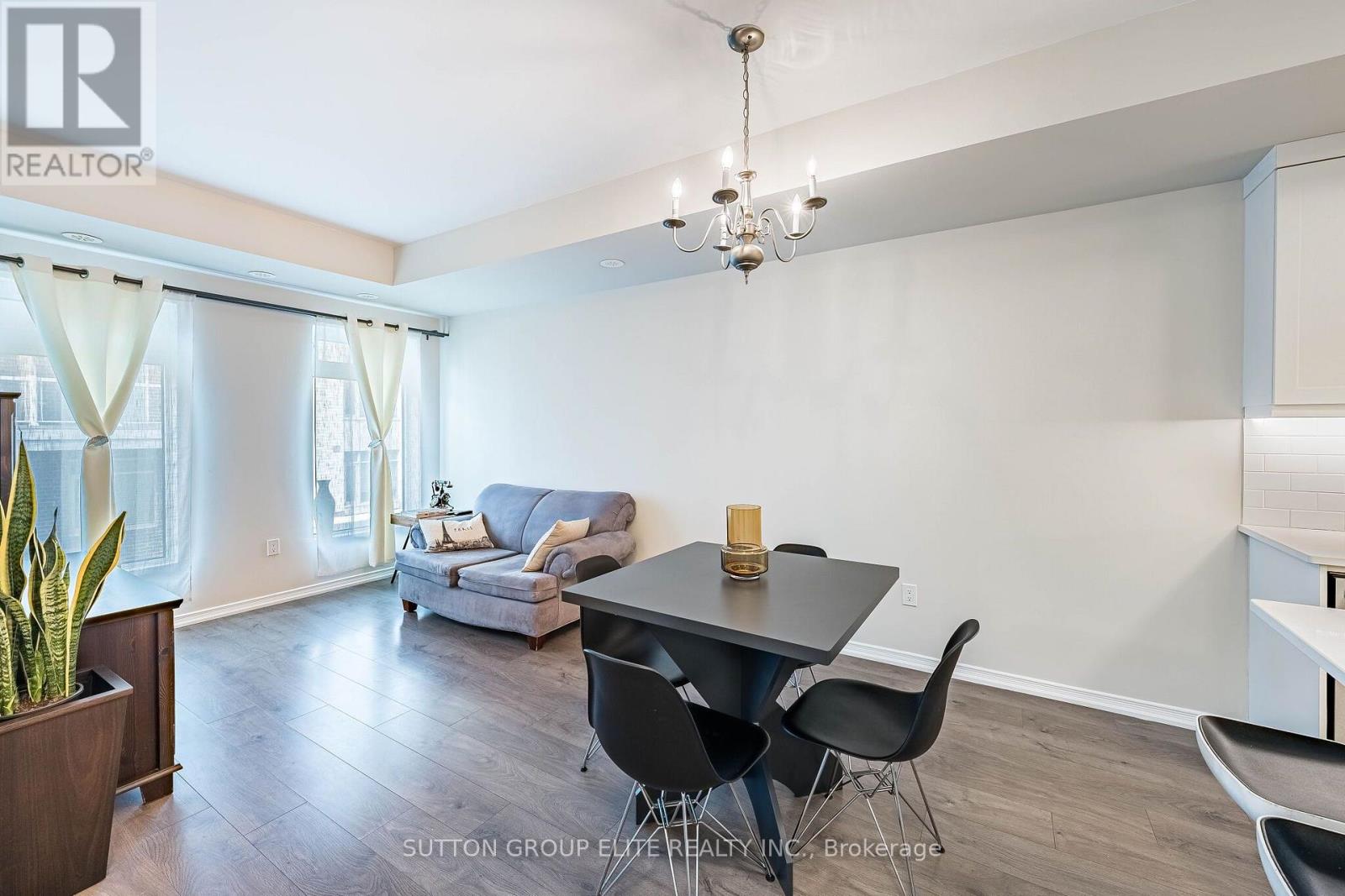 245 - 19 Applewood Lane, Toronto, Ontario  M9C 0C1 - Photo 10 - W13875518